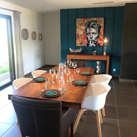 Casa *